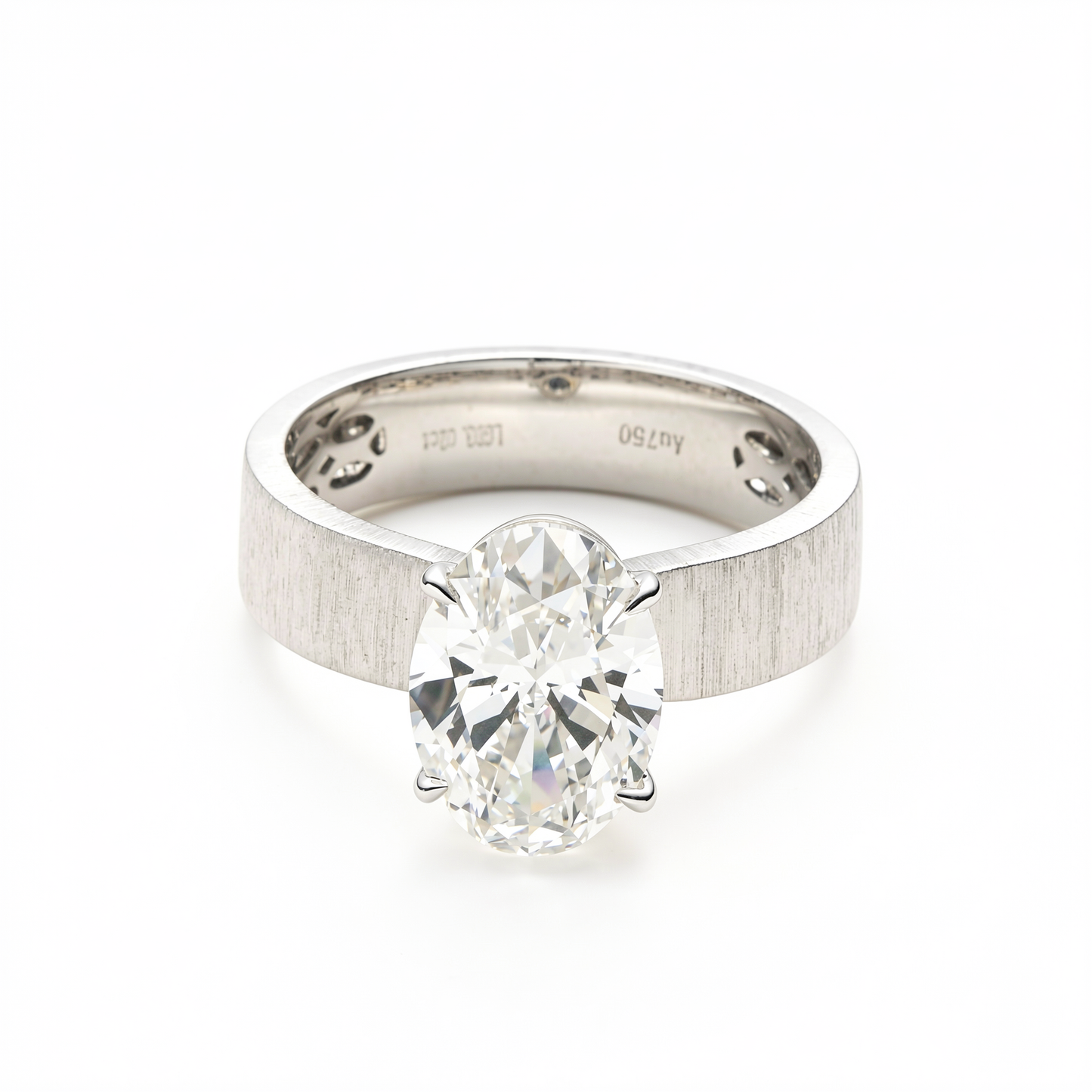 Oval Shape Cut Diamond丨Brushed Finish丨Thick Platinum Band