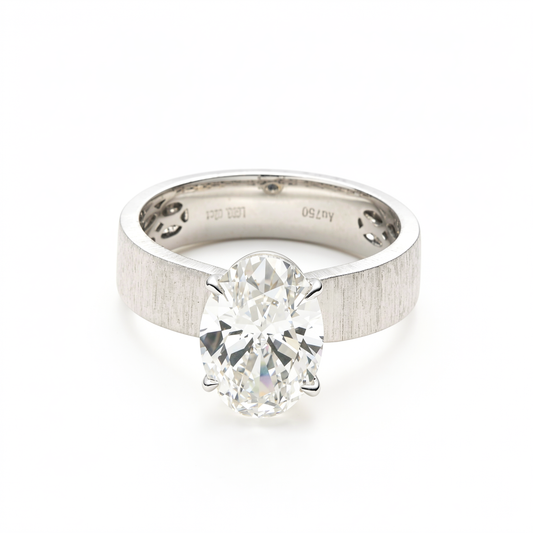 Oval Shape Cut Diamond丨Brushed Finish丨Thick Platinum Band