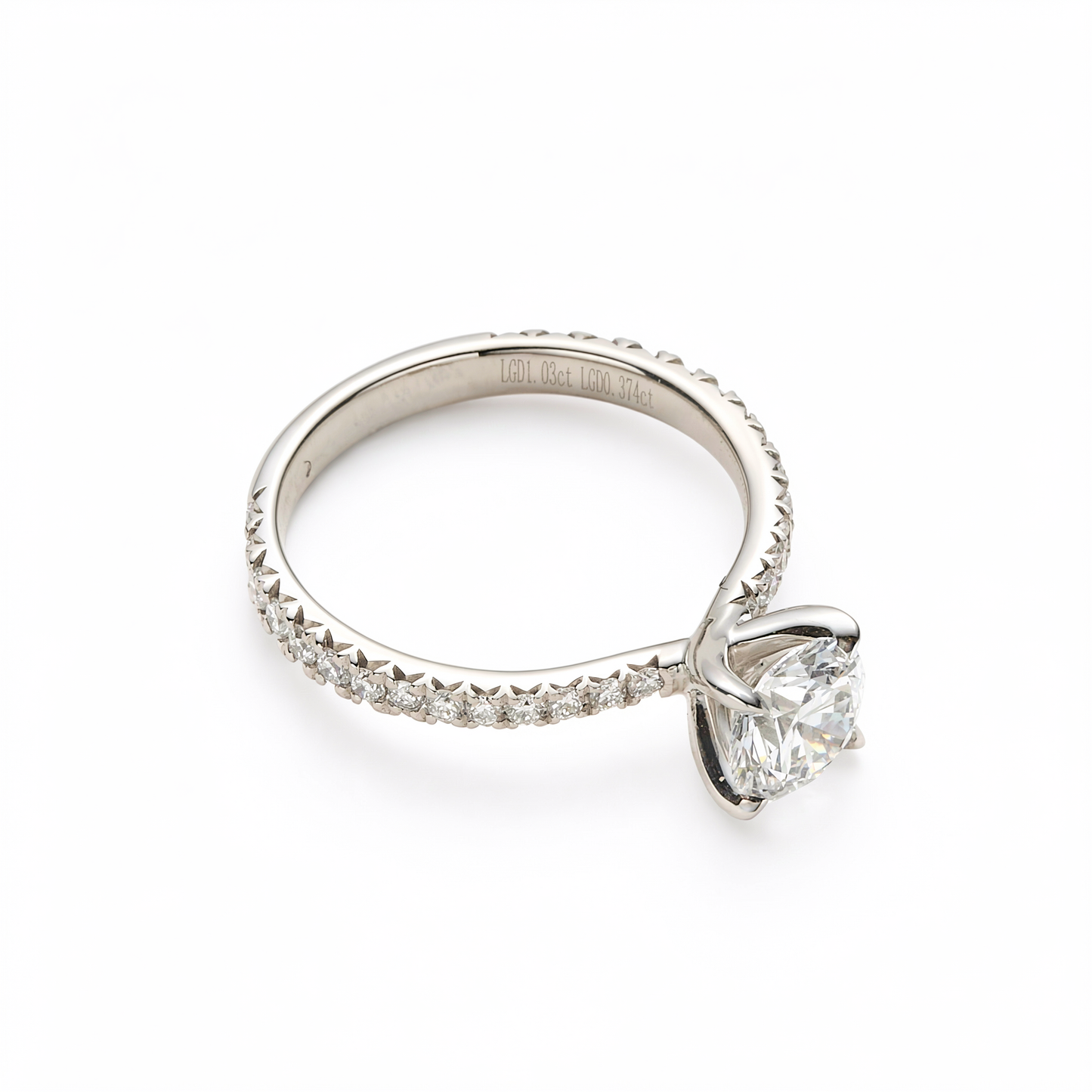 Round Brilliant Cut Diamond丨Solitaire Pavé Band Setting丨Platinum Ring