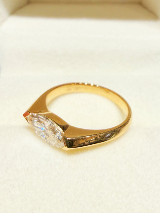 1 Carat E VVS2 Marquise Cut Diamond | East-West Bezel Ring | 18K Yellow Gold