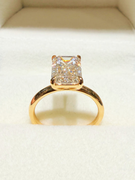 3 Carat E VVS2 Emerald Cut Diamond | Solitaire Engagement Ring | 18K Yellow Gold
