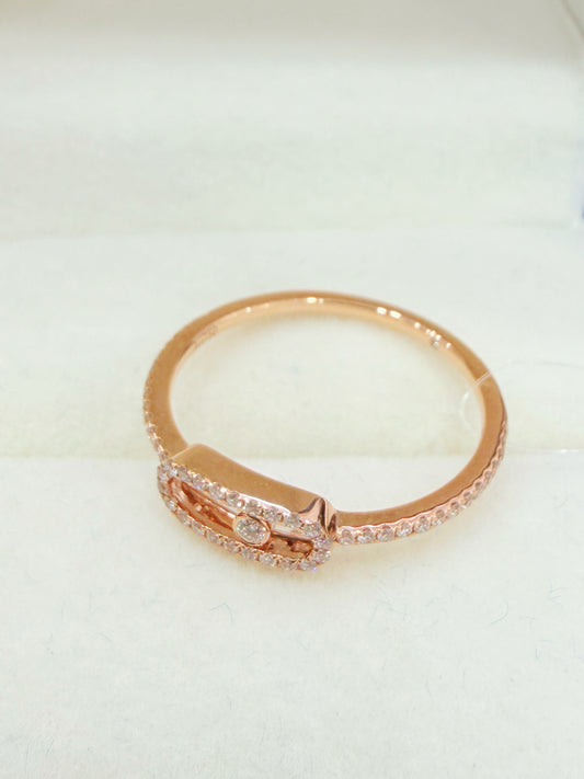 Moving Diamond Motif Pavé Ring | 18K Rose Gold