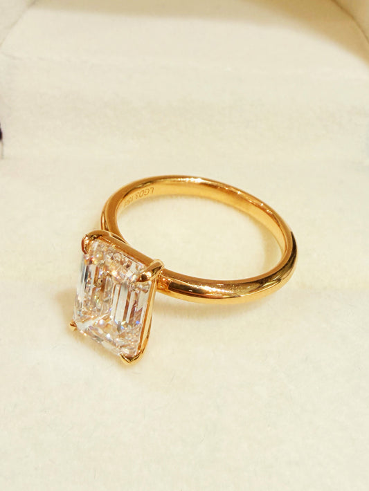 3-carat Radiant Cut Diamond Solitaire Engagement Ring | 18K Yellow Gold